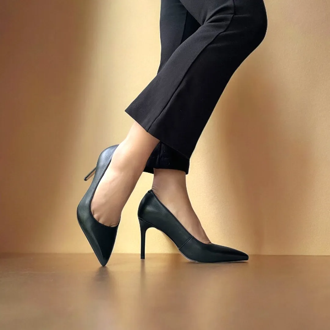 *Kayte - Black Leather Classic Pump