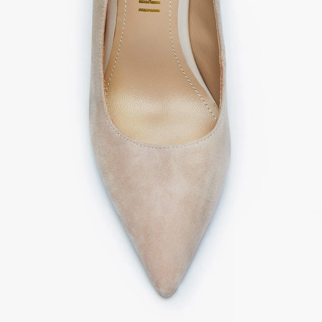 *Kayte - Light beige suede Classic Pump